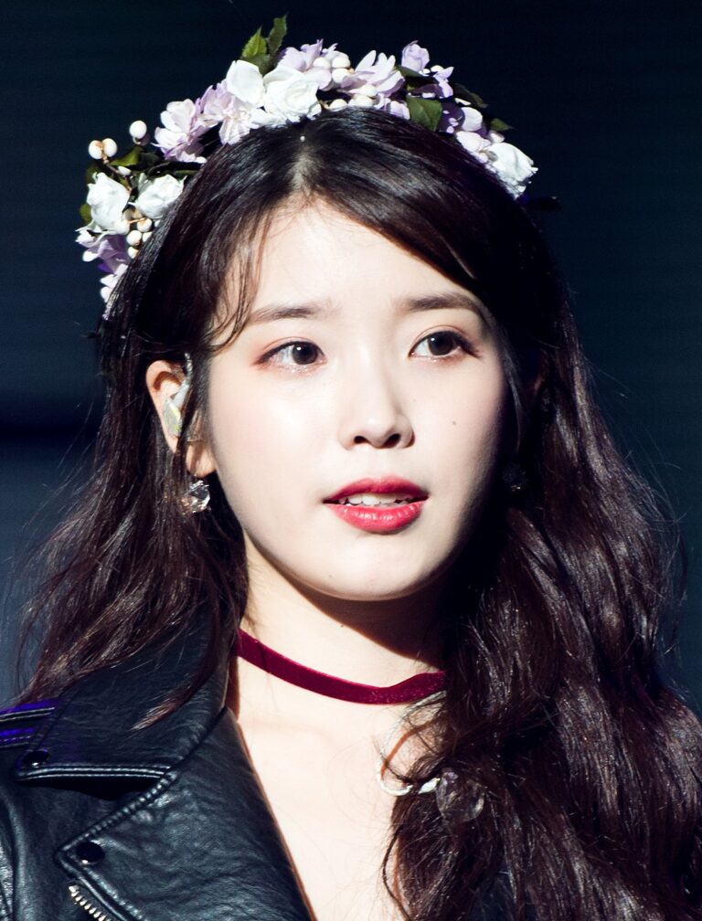 IU 아이유